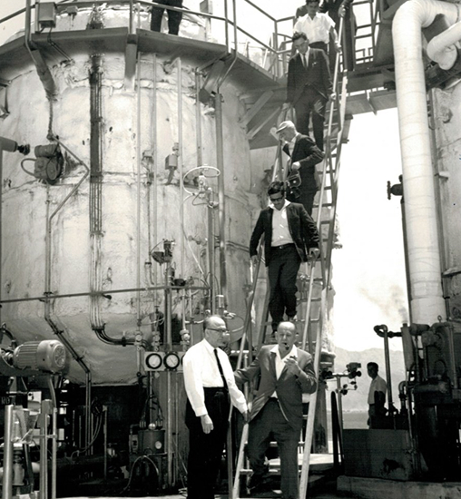 1937
